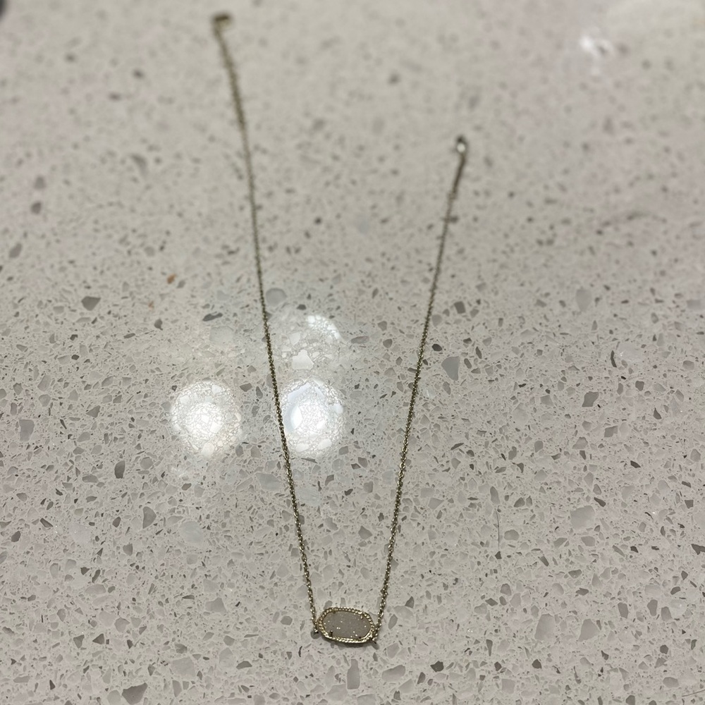 Elisa Gold Pendant Necklace